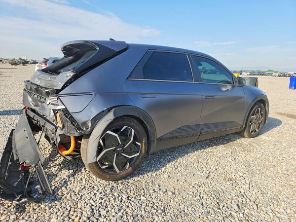 2024 HYUNDAI IONIQ SEL