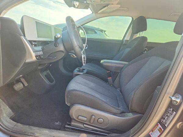 2024 HYUNDAI IONIQ SEL