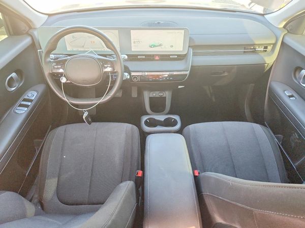 2024 HYUNDAI IONIQ SEL