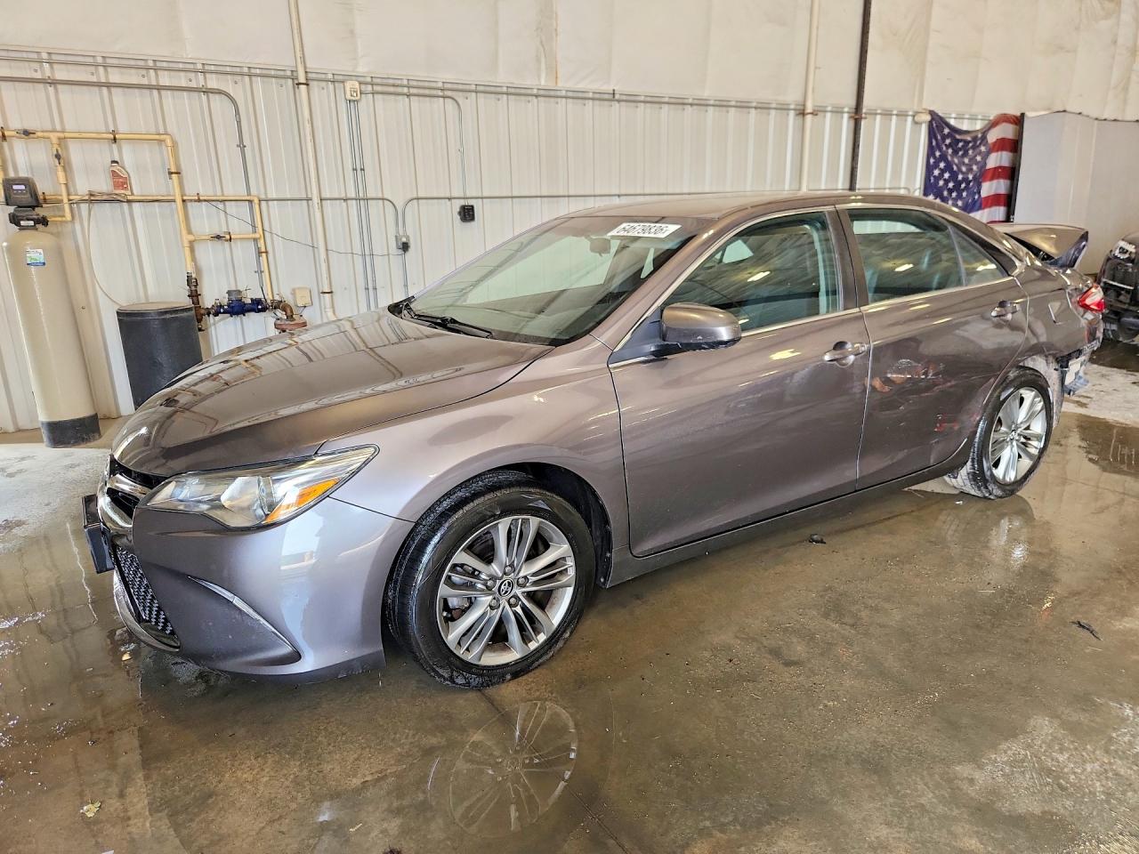 2016 TOYOTA CAMRY