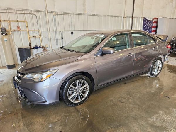 2016 TOYOTA CAMRY