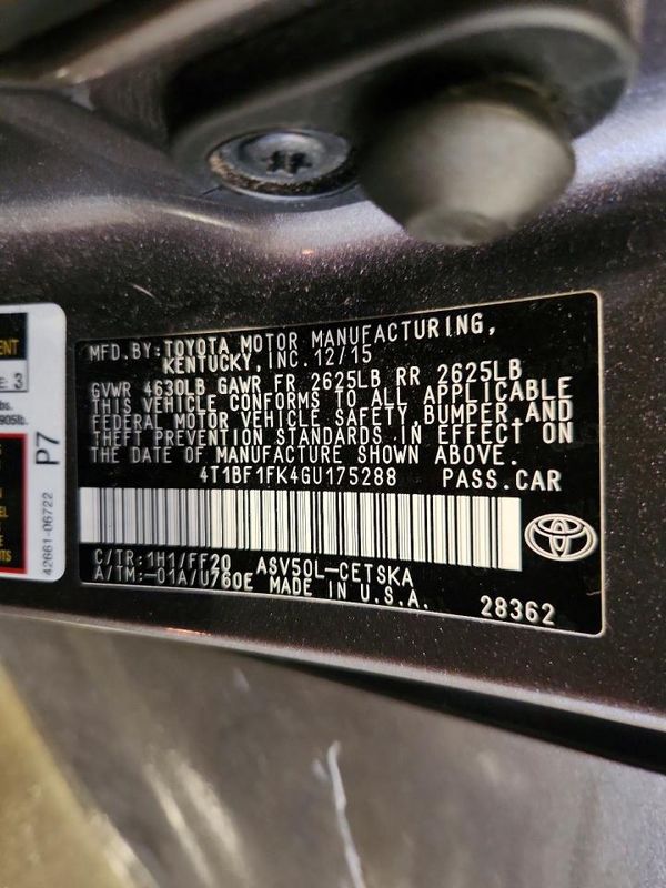 2016 TOYOTA CAMRY