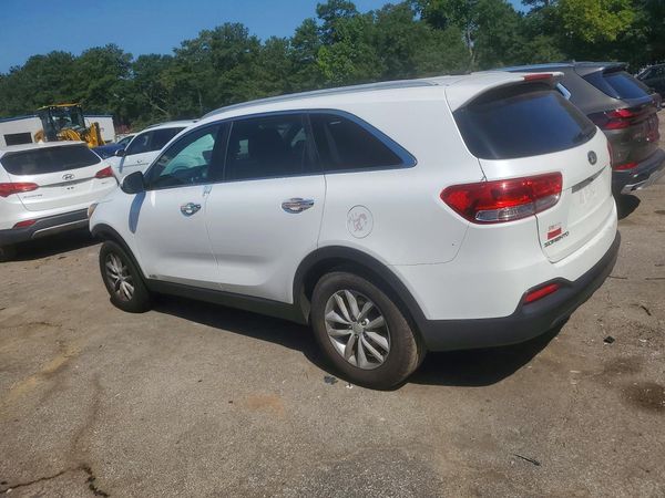 2016 KIA SORENTO L / LX