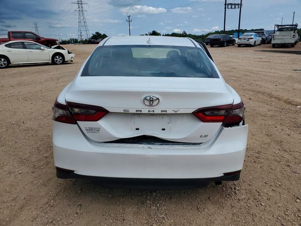 2024 TOYOTA CAMRY LE — DIRR