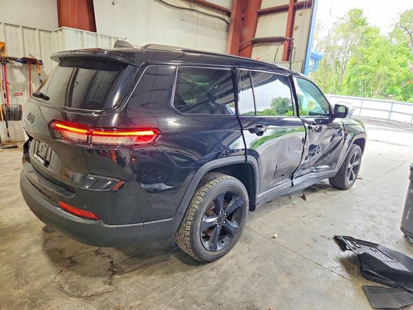 2021 JEEP GRAND CHEROKEE Laredo