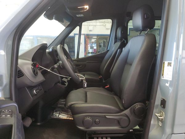2021 MERCEDES-BENZ SPRINTER 907 (VS30)
