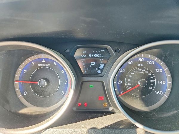 2013 HYUNDAI ELANTRA