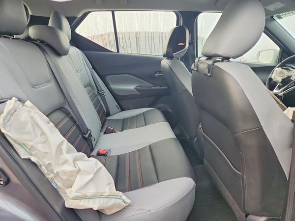 2024 NISSAN KICKS