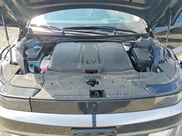 2026 HYUNDAI IONIQ Limited — Engine bay