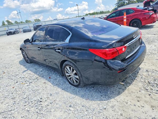 2017 INFINITI Q50