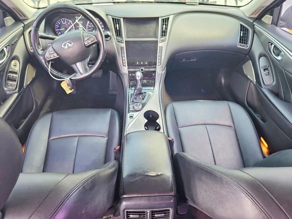 2017 INFINITI Q50