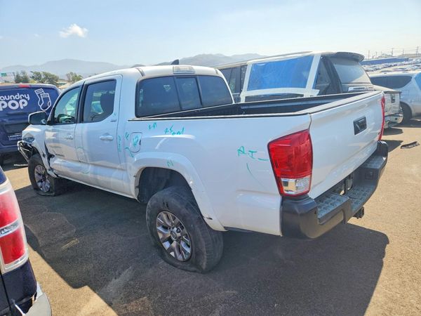2016 TOYOTA TACOMA