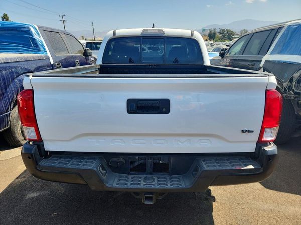 2016 TOYOTA TACOMA