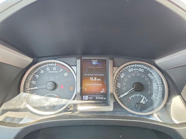 2016 TOYOTA TACOMA