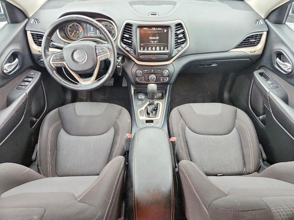 2016 JEEP CHEROKEE LATITUDE 4X4