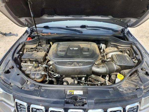 2017 JEEP GRAND CHEROKEE LAREDO 4X2