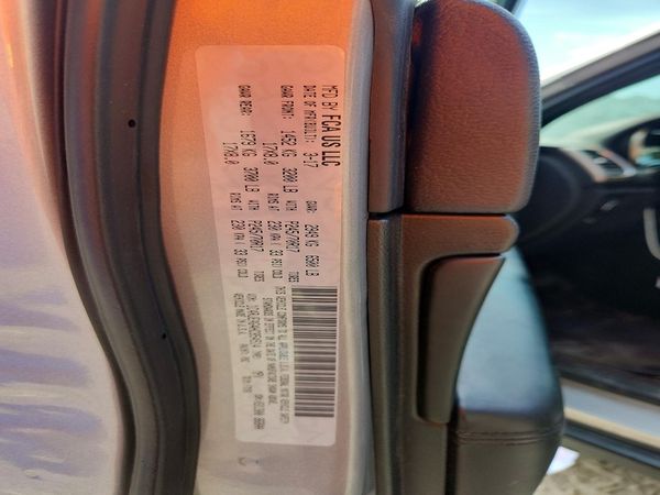 2017 JEEP GRAND CHEROKEE LAREDO 4X2