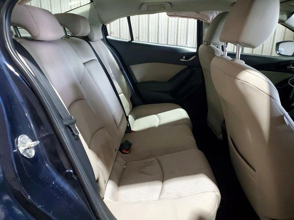 2016 MAZDA 3