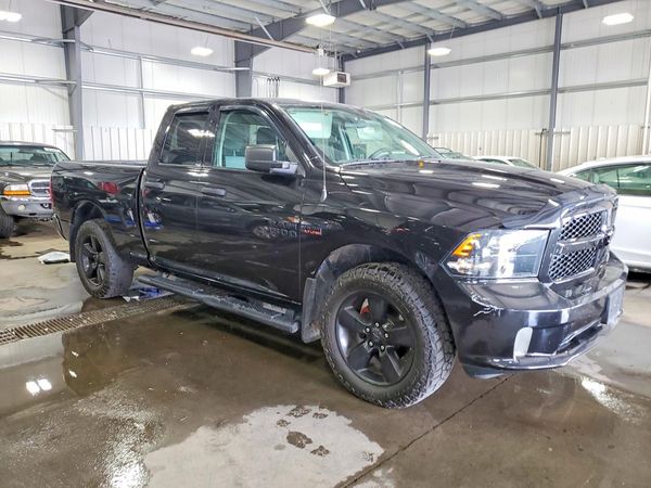 2018 RAM 1500 ST