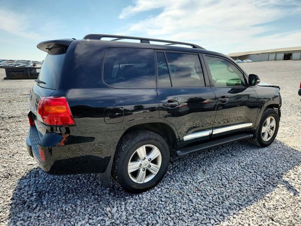 2015 TOYOTA LAND CRUISER VX-R