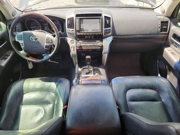 2015 TOYOTA LAND CRUISER VX-R