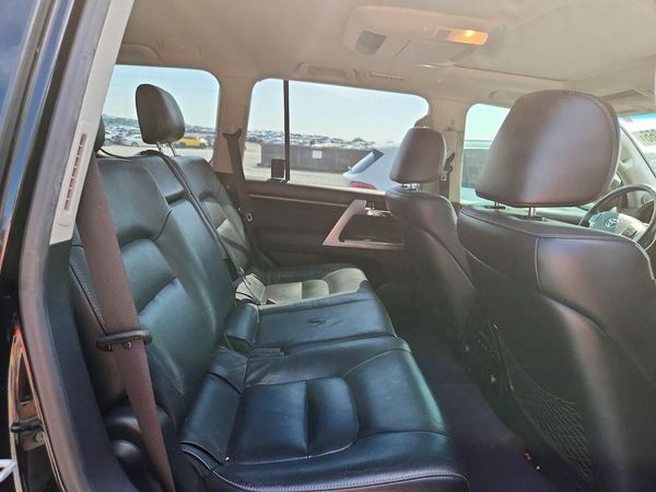 2015 TOYOTA LAND CRUISER VX-R