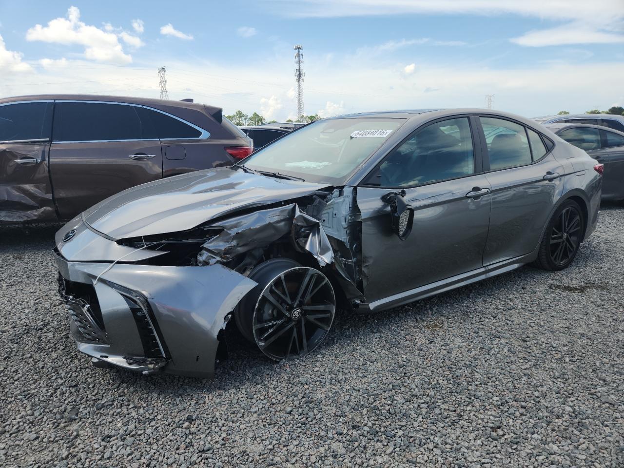 2025 TOYOTA CAMRY
