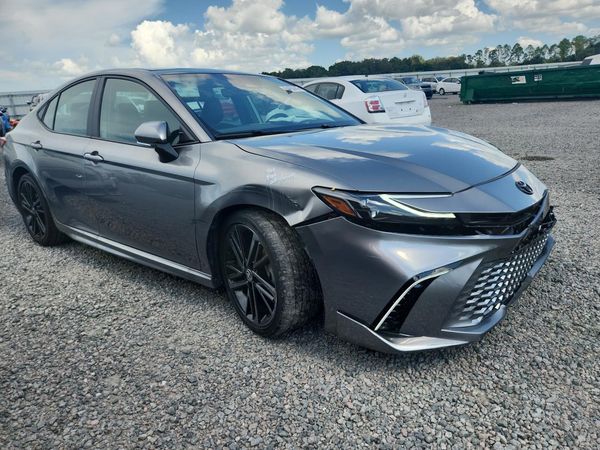 2025 TOYOTA CAMRY