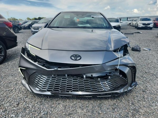 2025 TOYOTA CAMRY