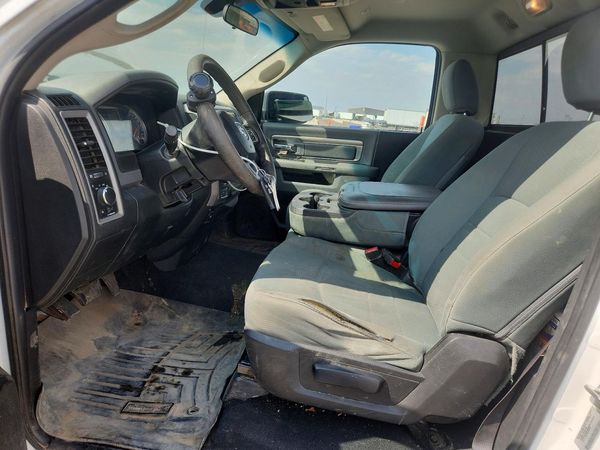 2017 RAM 1500 ST REG CAB 4X4