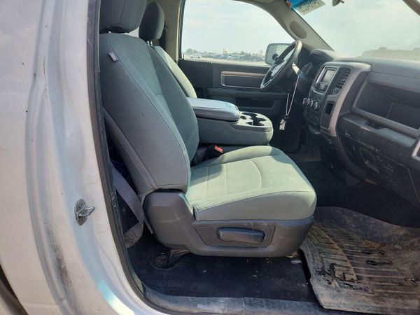 2017 RAM 1500 ST REG CAB 4X4