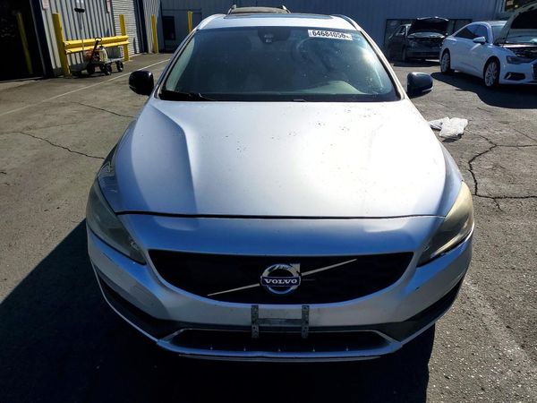 2016 VOLVO V60 CROSS COUNTRY