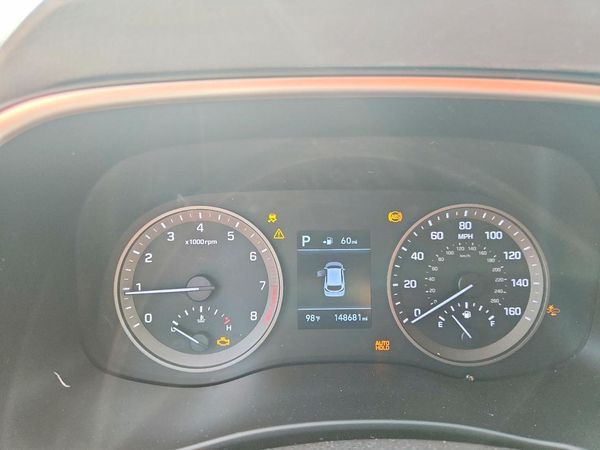 2019 HYUNDAI TUCSON SE