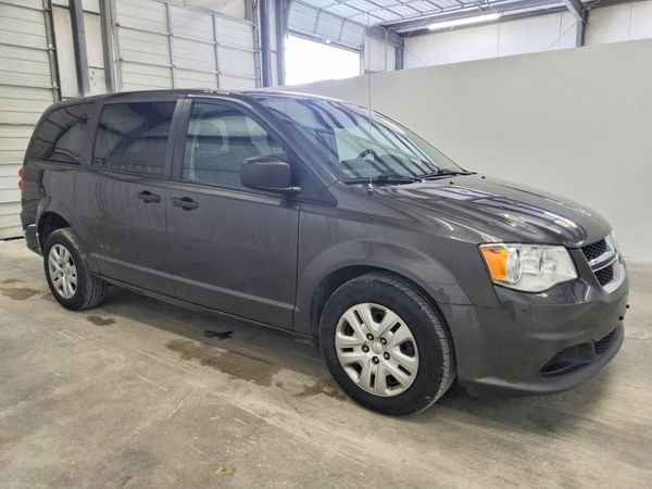 2020 DODGE GRAND CARAVAN SE