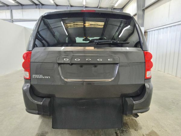 2020 DODGE GRAND CARAVAN SE
