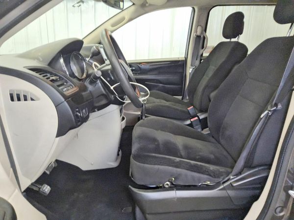 2020 DODGE GRAND CARAVAN SE