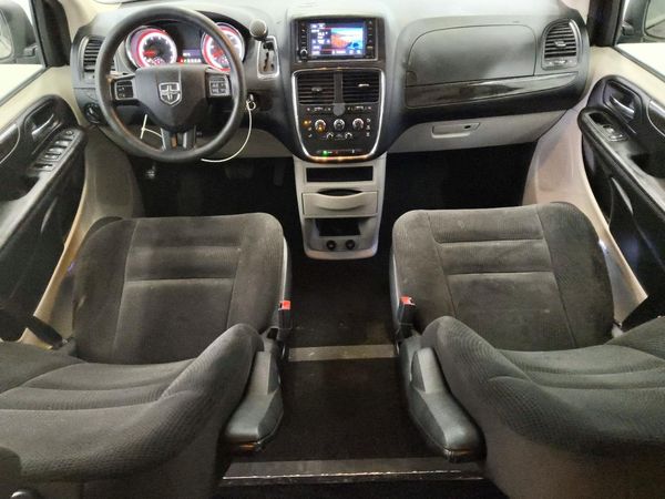 2020 DODGE GRAND CARAVAN SE