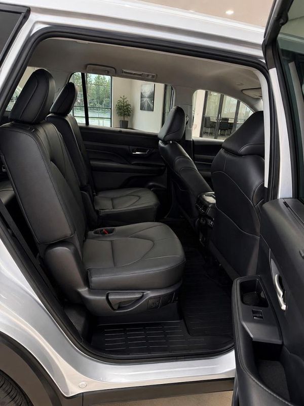 2025 TOYOTA GRAND HIGHLANDER