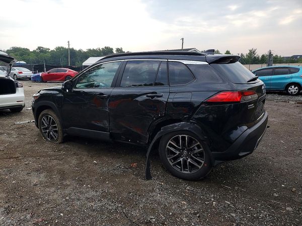 2026 TOYOTA COROLLA CROSS XLE