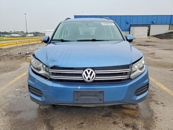 2017 VOLKSWAGEN TIGUAN
