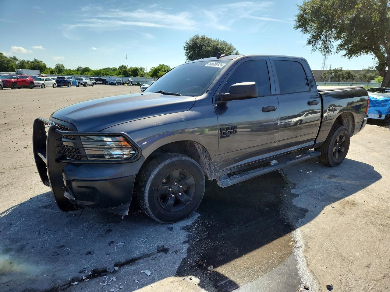 2022 RAM 1500 Tradesman — Front 3/4