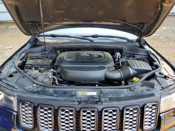 2019 JEEP GRAND CHEROKEE Laredo