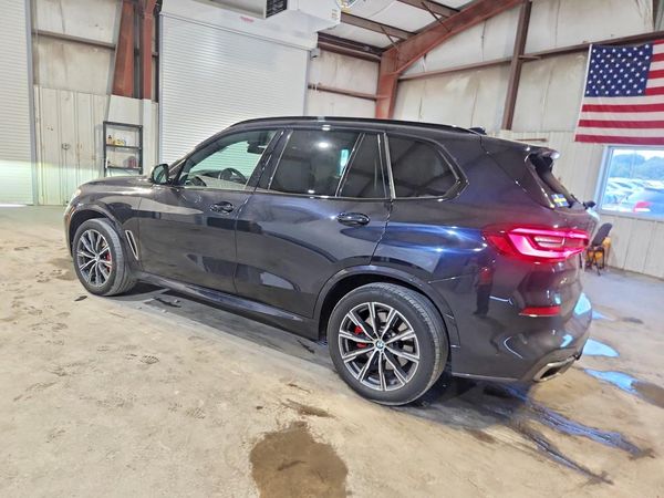 2021 BMW X5 M50i