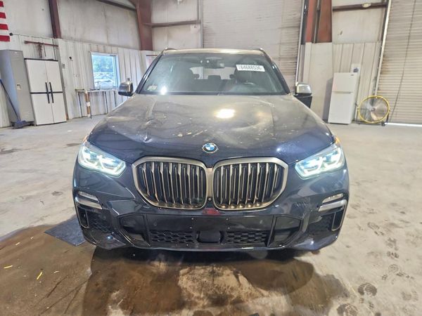 2021 BMW X5 M50i