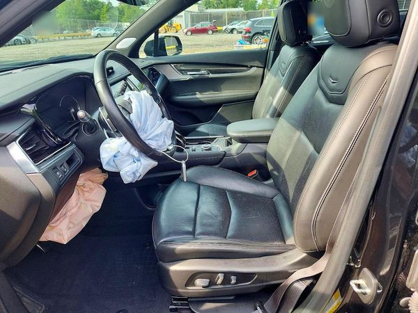 2020 CADILLAC XT6 Sport