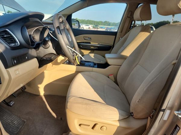 2015 KIA SEDONA GL - Middle-low