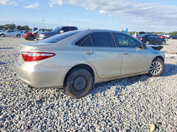 2015 TOYOTA CAMRY — PSRA