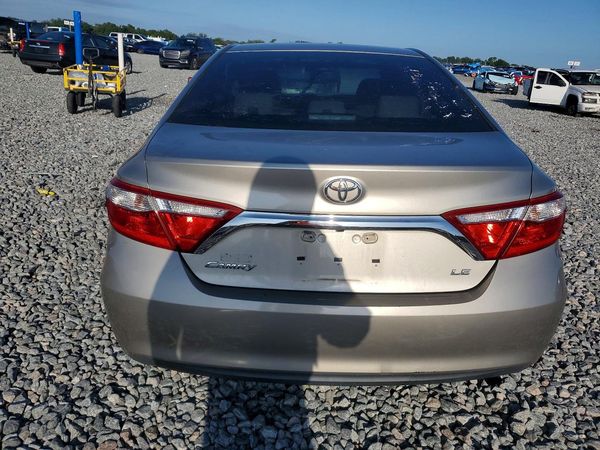 2015 TOYOTA CAMRY — DIRR