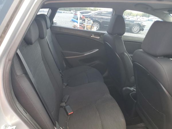2015 HYUNDAI ACCENT