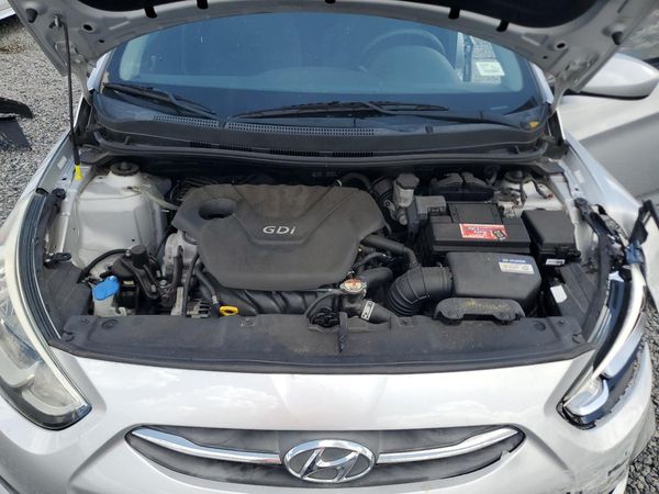 2015 HYUNDAI ACCENT